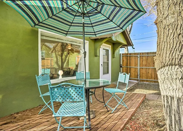 Holiday home Vibrant With Private Backyard! Prescott